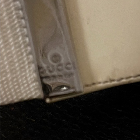 Gucci Black and Cream Sandals - Picture 6 of 6